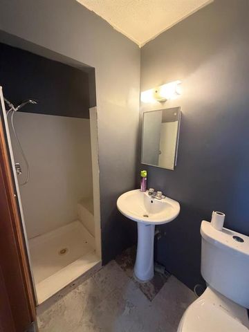 111 NW 17th Street, Blue Springs, MO 64015