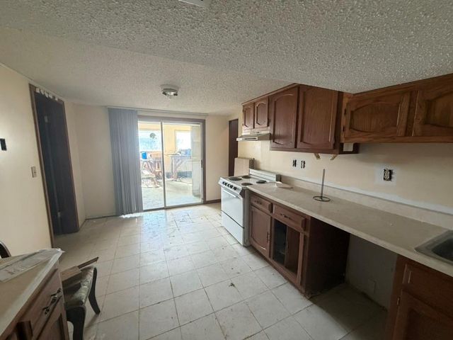 111 NW 17th Street, Blue Springs, MO 64015