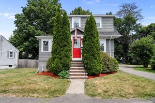 17 Andrews St, Norwood, MA 02062