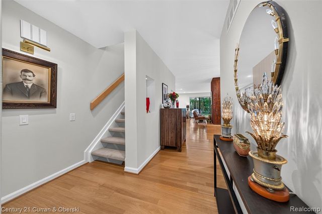 1148 Hillpointe Circle 74, Bloomfield Hills, MI 48304
