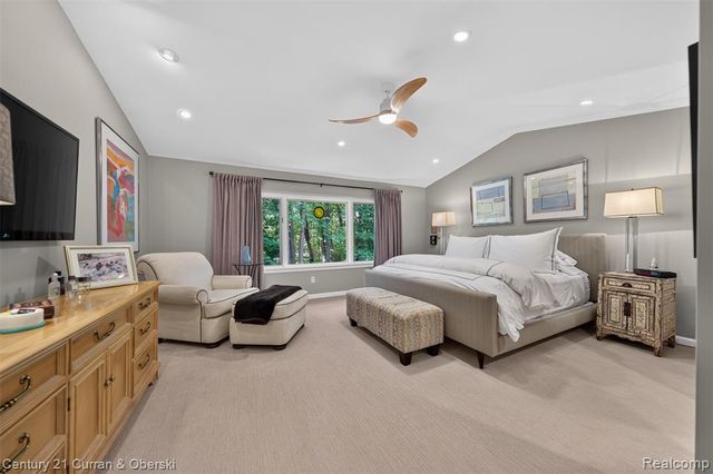 1148 Hillpointe Circle 74, Bloomfield Hills, MI 48304