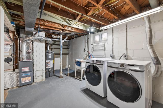 21 Inner Drive, Circle Pines, MN 55014