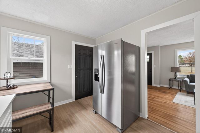 21 Inner Drive, Circle Pines, MN 55014