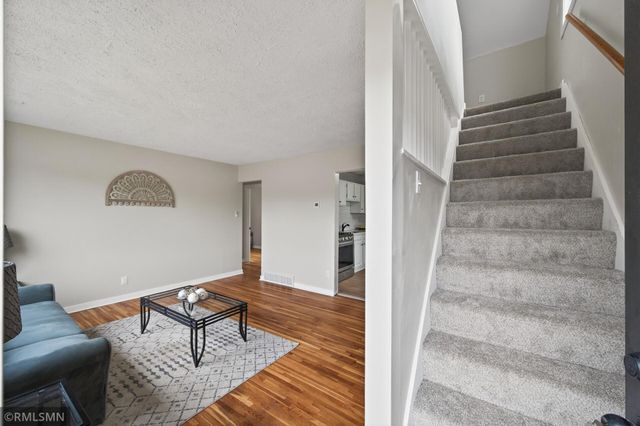 21 Inner Drive, Circle Pines, MN 55014