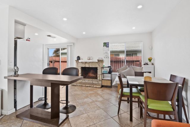 3338 Routier Rd, Sacramento, CA 95827