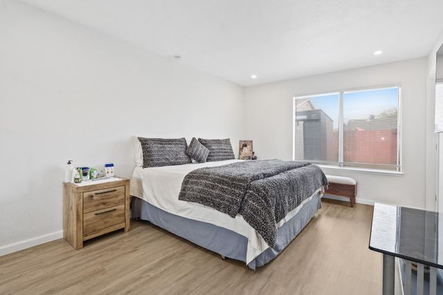 3338 Routier Rd, Sacramento, CA 95827