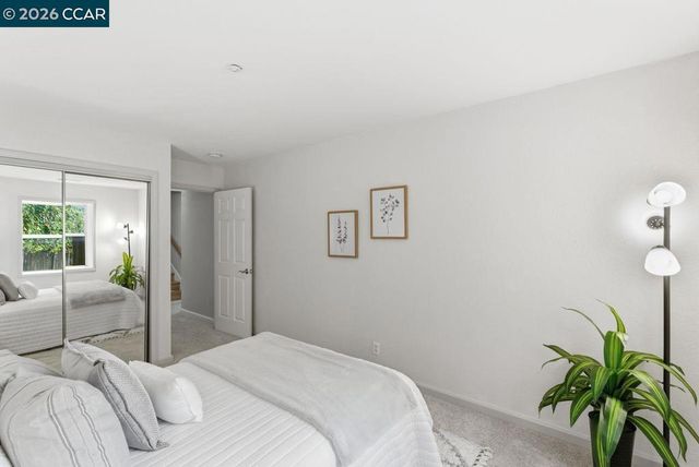 7075 7075 Elverton Dr, Oakland, CA 94611