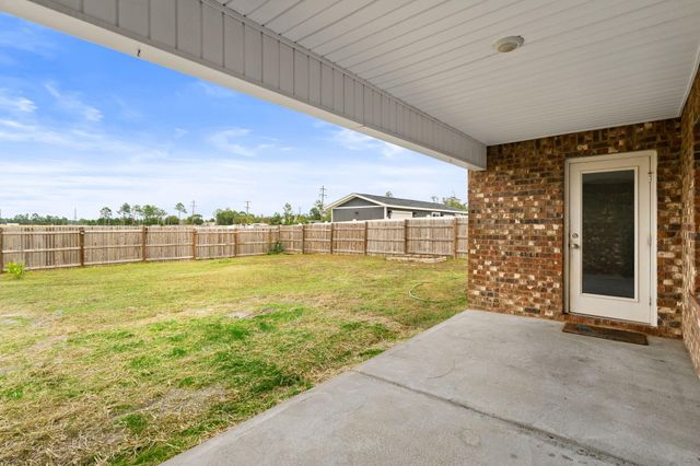 110 Hodges Bayou Plantation Boulevard, Southport, FL 32409
