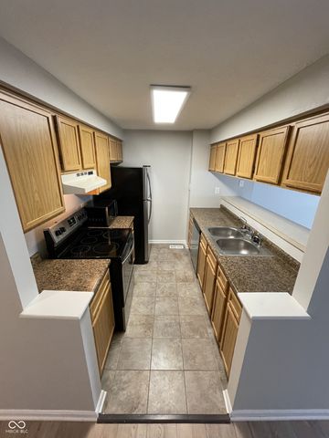 8536 Hague Road, Indianapolis, IN 46256