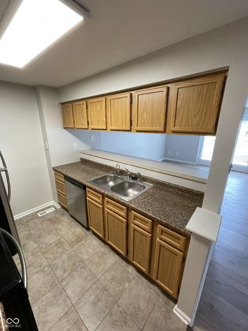 8536 Hague Road, Indianapolis, IN 46256