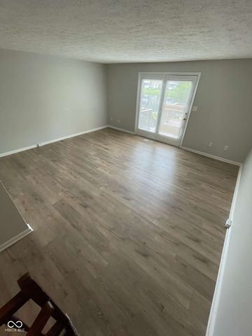 8536 Hague Road, Indianapolis, IN 46256