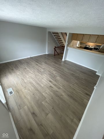 8536 Hague Road, Indianapolis, IN 46256