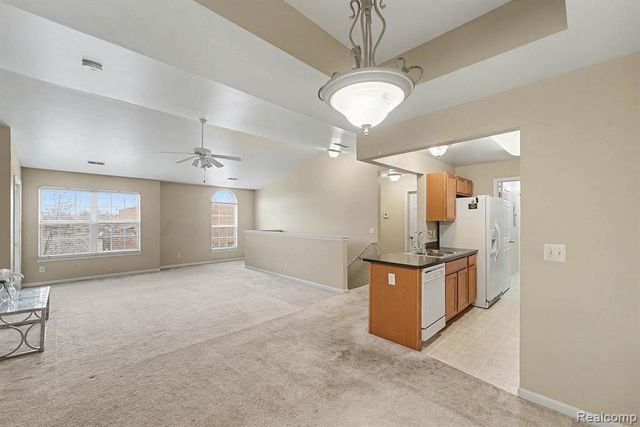 11712 Farmington Road, Livonia, MI 48150