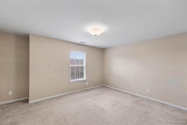 11712 Farmington Road, Livonia, MI 48150