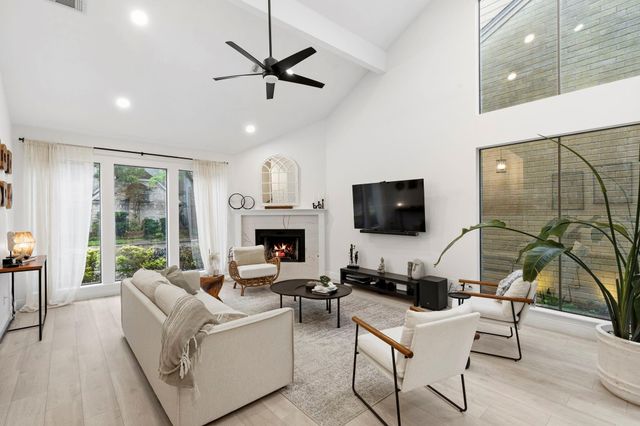 9584 Doliver Drive, Houston, TX 77063