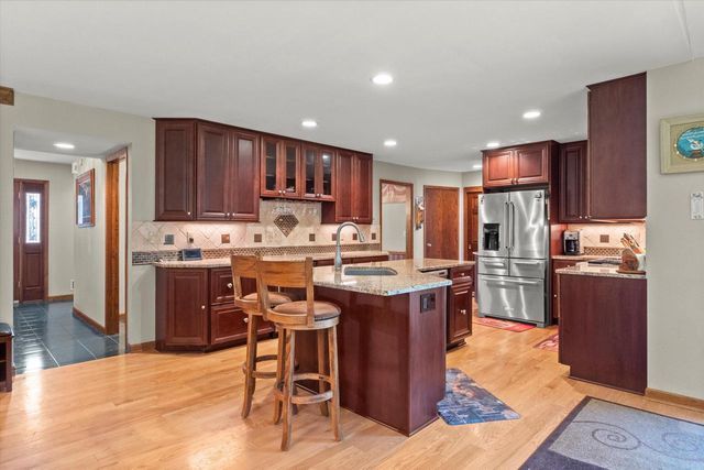 1114 Silent Sunday COURT, Racine, WI 53402