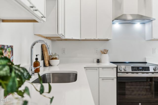 2626 Harvard Avenue C, Durham, NC 27703