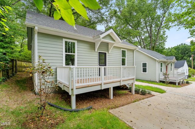 2626 Harvard Avenue C, Durham, NC 27703