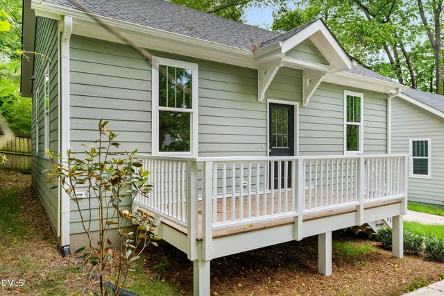 2626 Harvard Avenue C, Durham, NC 27703