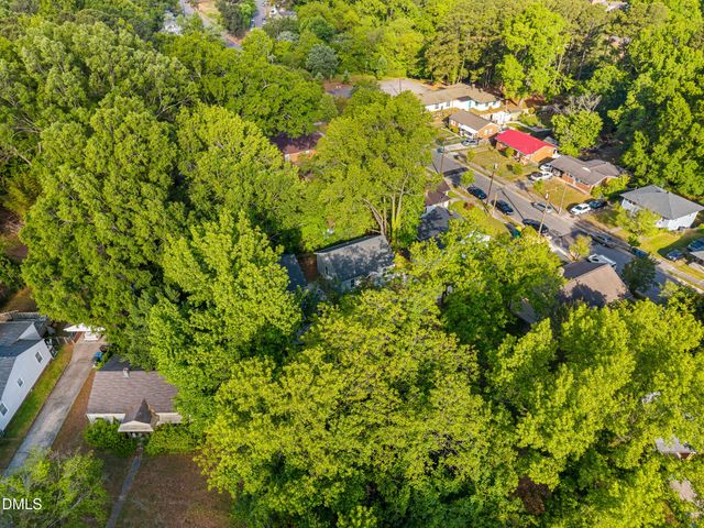 2626 Harvard Avenue C, Durham, NC 27703