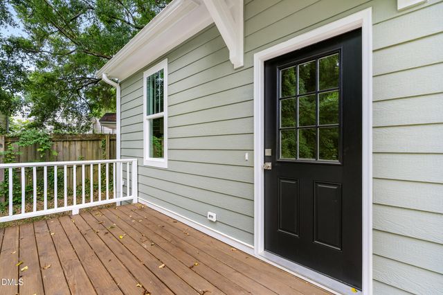 2626 Harvard Avenue C, Durham, NC 27703