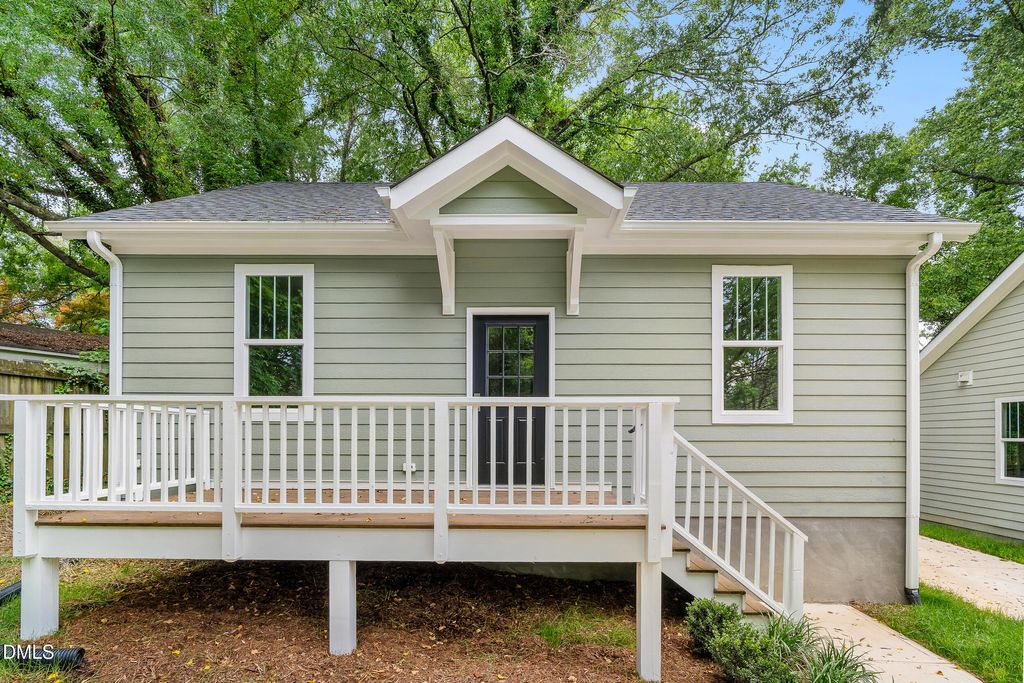 2626 Harvard Avenue C, Durham, NC 27703