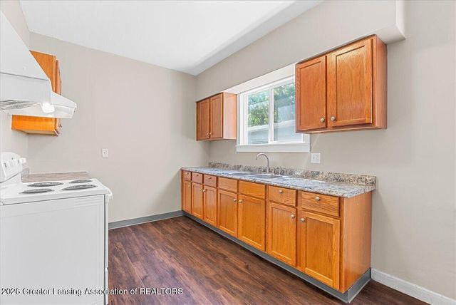 529 Beech Street, Lansing, MI 48912