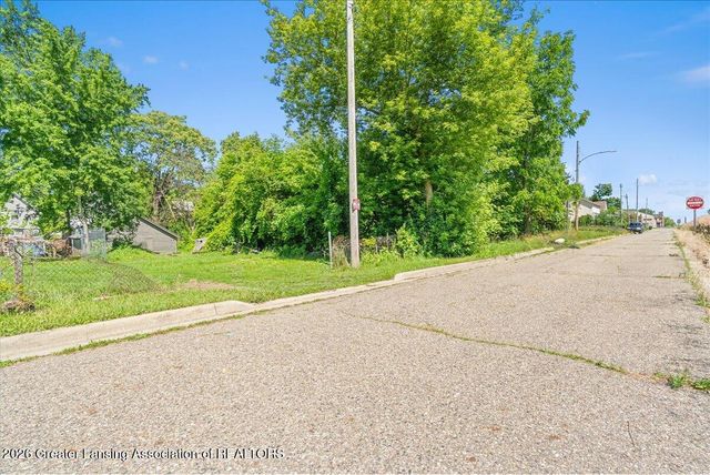 529 Beech Street, Lansing, MI 48912
