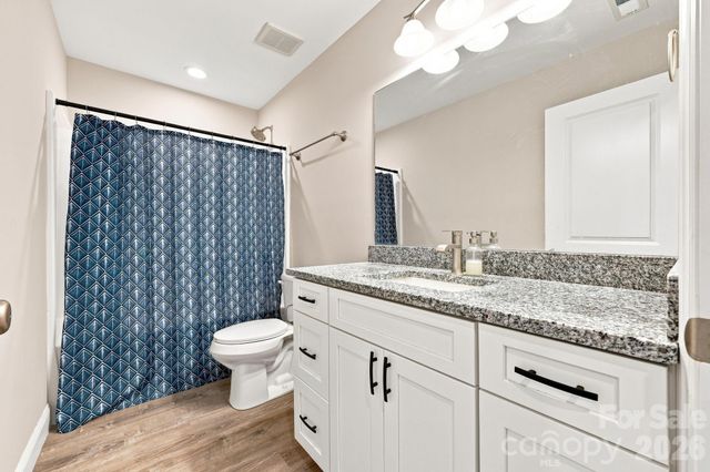 7 Greenridge Road, Weaverville, NC 28787