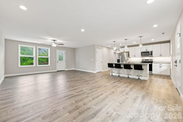 7 Greenridge Road, Weaverville, NC 28787