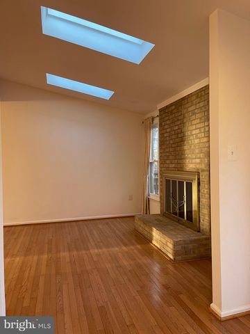 12235 TILDENWOOD DR, Rockville, MD 20852