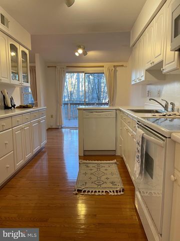 12235 TILDENWOOD DR, Rockville, MD 20852