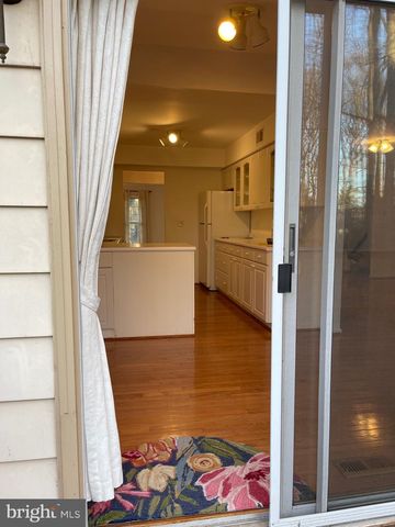 12235 TILDENWOOD DR, Rockville, MD 20852