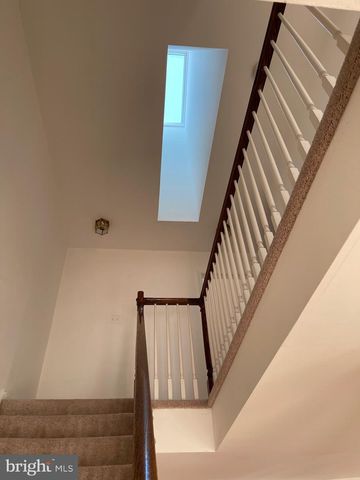 12235 TILDENWOOD DR, Rockville, MD 20852