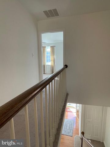 12235 TILDENWOOD DR, Rockville, MD 20852