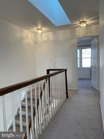 12235 TILDENWOOD DR, Rockville, MD 20852