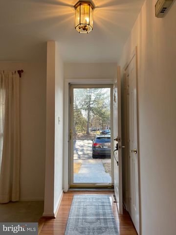 12235 TILDENWOOD DR, Rockville, MD 20852