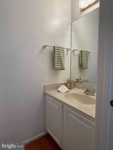 12235 TILDENWOOD DR, Rockville, MD 20852