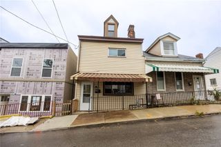 1910 Saint Paul St, South Side, PA 15203