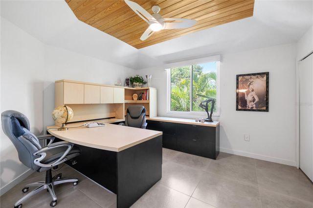412 TREASURE BOAT WAY, Sarasota, FL 34242
