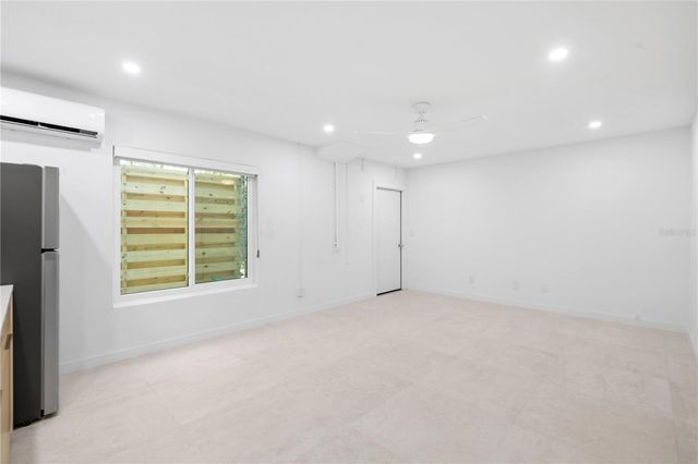 412 TREASURE BOAT WAY, Sarasota, FL 34242