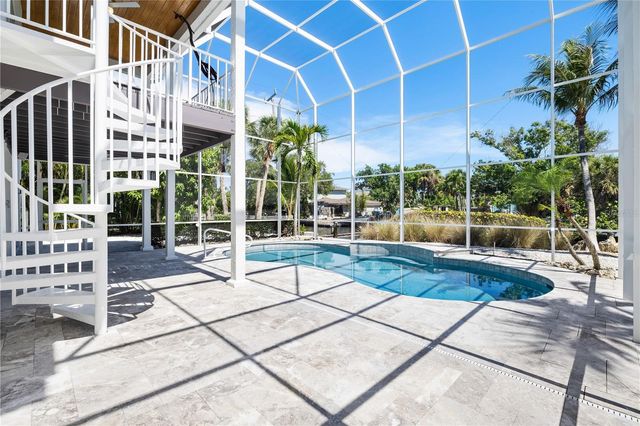 412 TREASURE BOAT WAY, Sarasota, FL 34242
