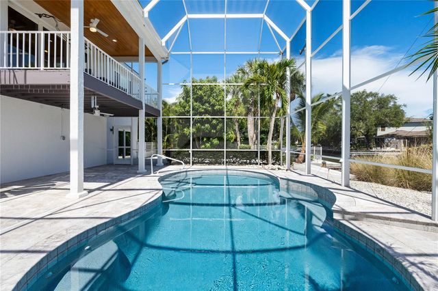 412 TREASURE BOAT WAY, Sarasota, FL 34242