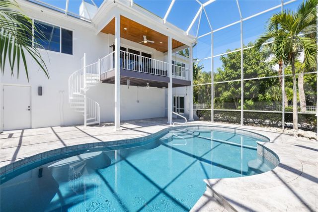 412 TREASURE BOAT WAY, Sarasota, FL 34242