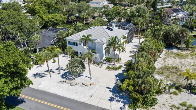 412 TREASURE BOAT WAY, Sarasota, FL 34242