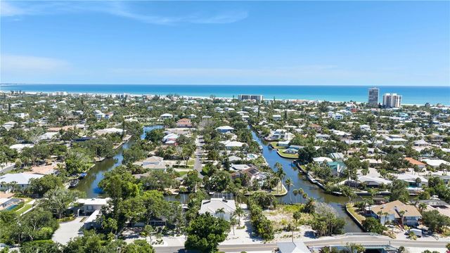 412 TREASURE BOAT WAY, Sarasota, FL 34242