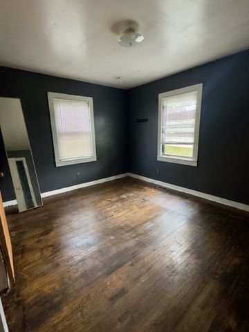 713 Cumberland St, E, Cowan, TN 37318