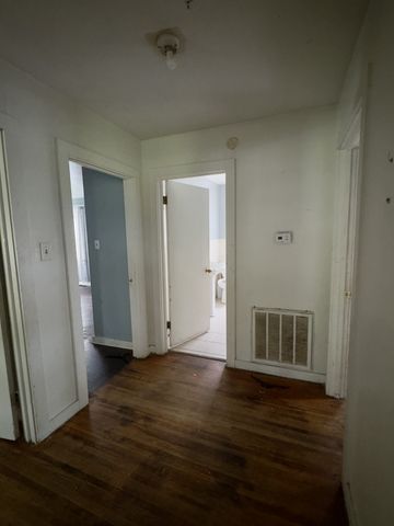 713 Cumberland St, E, Cowan, TN 37318