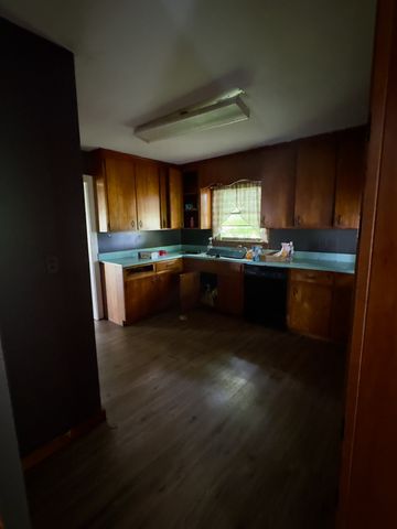 713 Cumberland St, E, Cowan, TN 37318