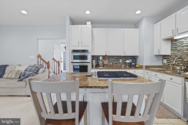 874 STONEFIELD SQ NE, Leesburg, VA 20176